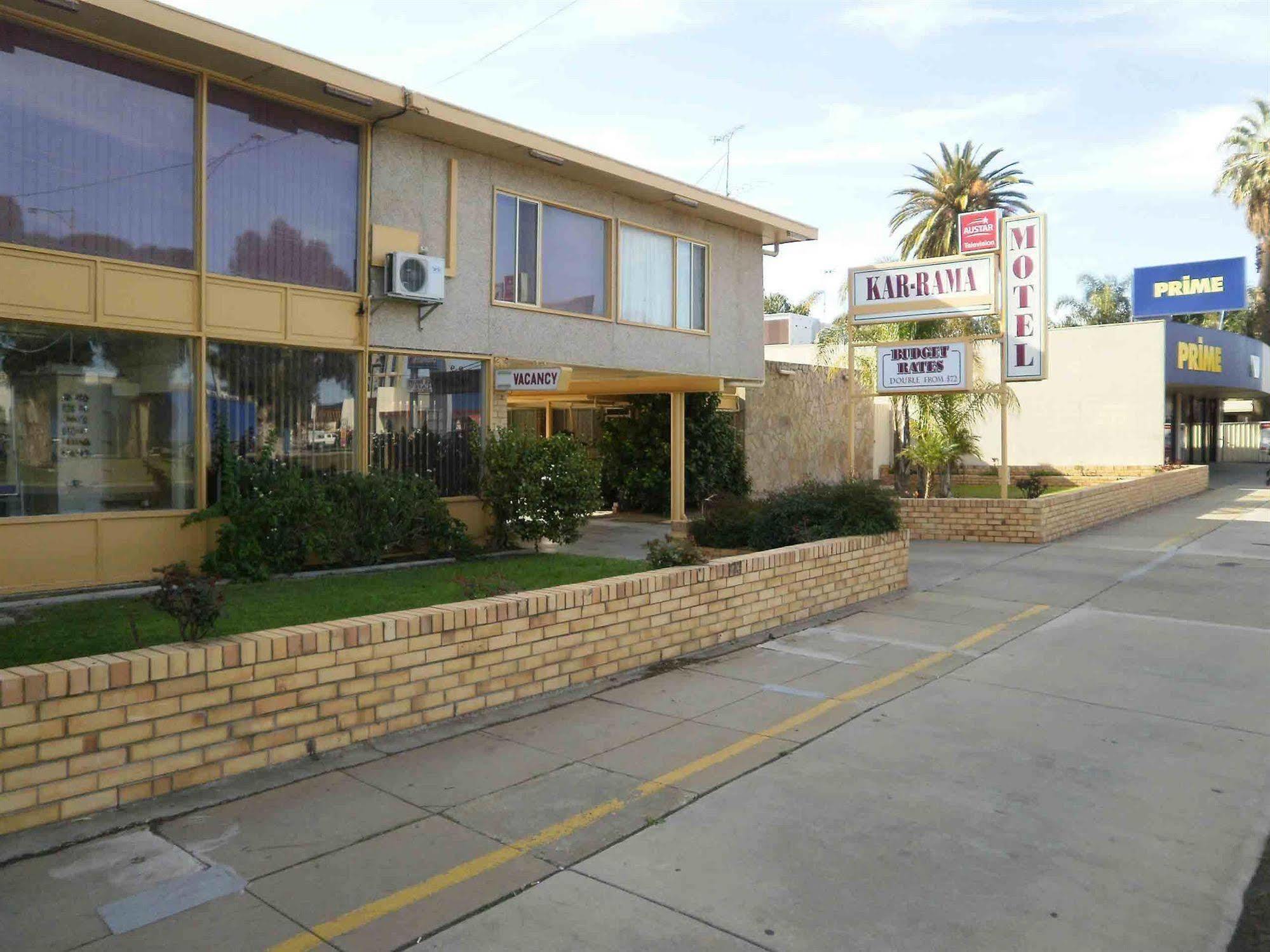 Karama Motor Inn Мілд'юра Екстер'єр фото